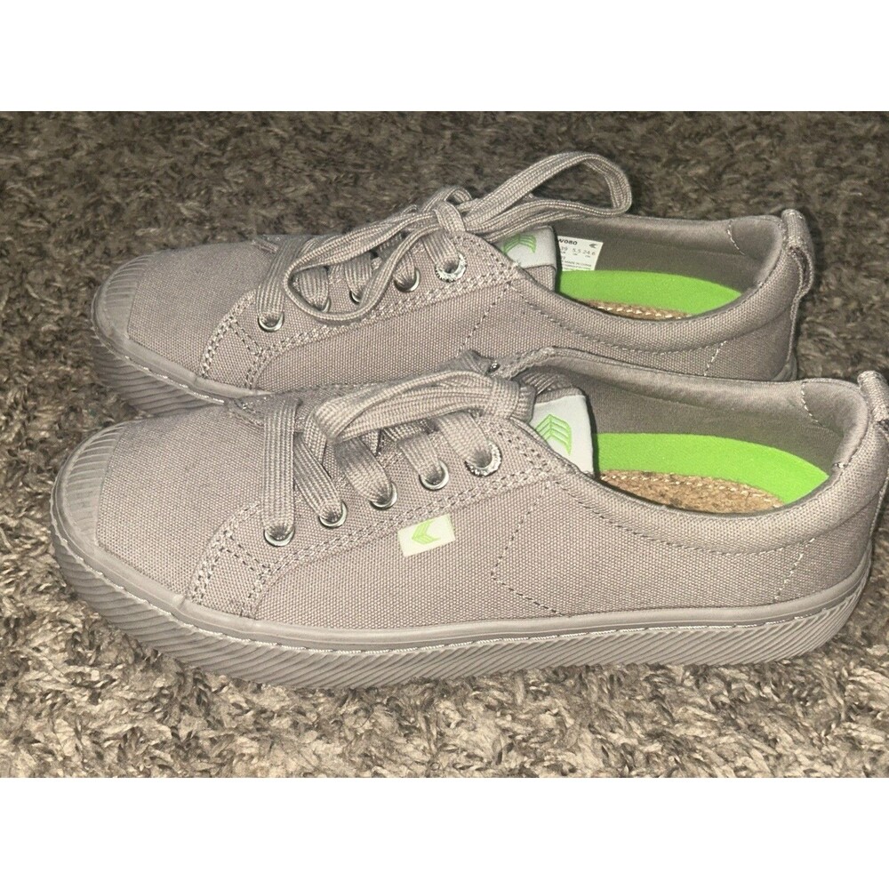 Cariuma OCA Low Mystic Grey Canvas Sneakers Women's 8 Men's 6.5